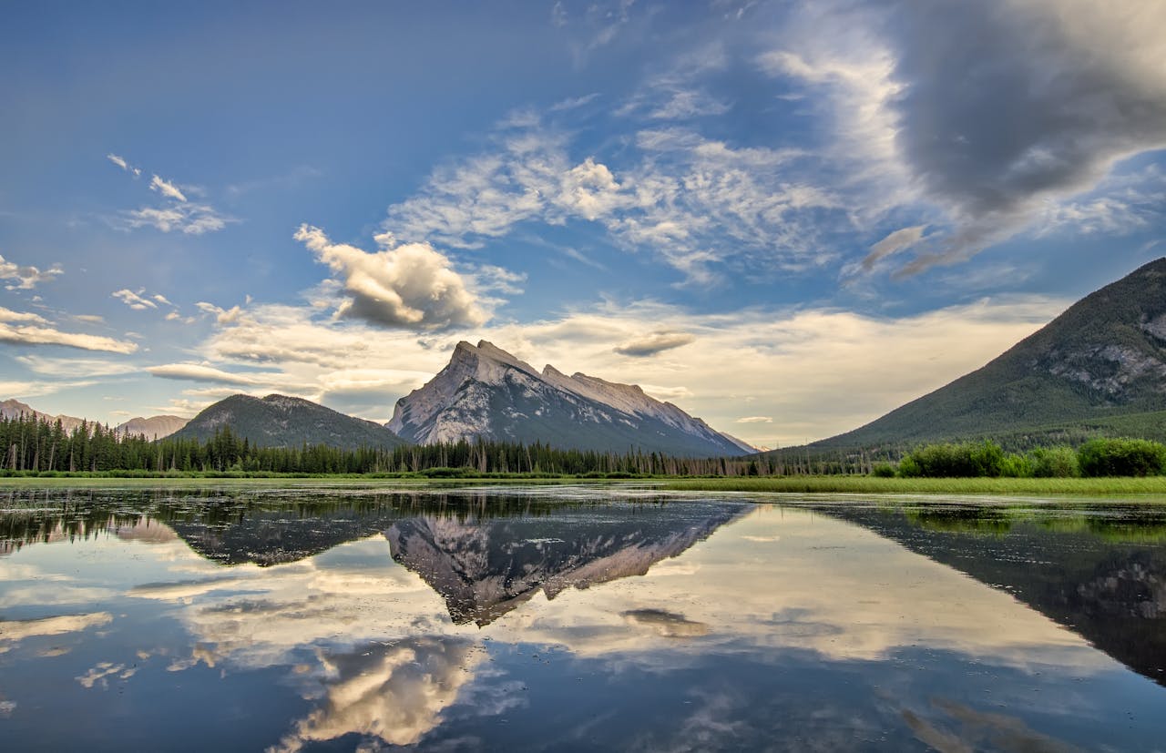 The Breathtaking Landscapes of Banff National Park, Canada