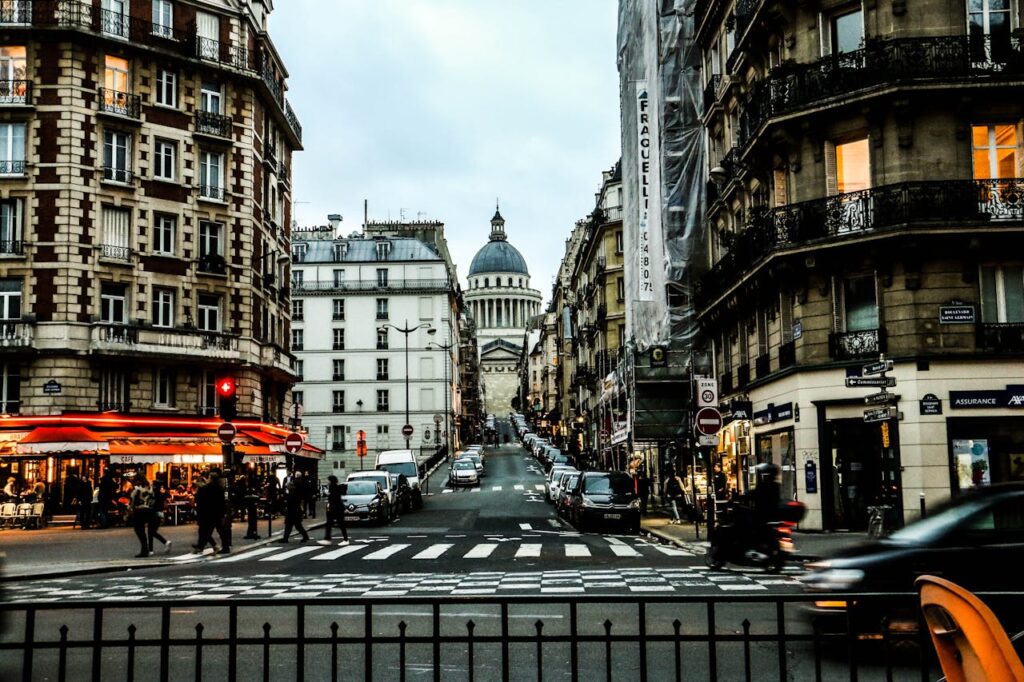 The Bustling Latin Quarter